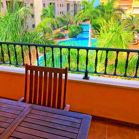 Apartamento Elegant And Beautiful Casa Mara In Los Cristianos/palm Mar.poolview, 100mt To The Sea. Palm-mar